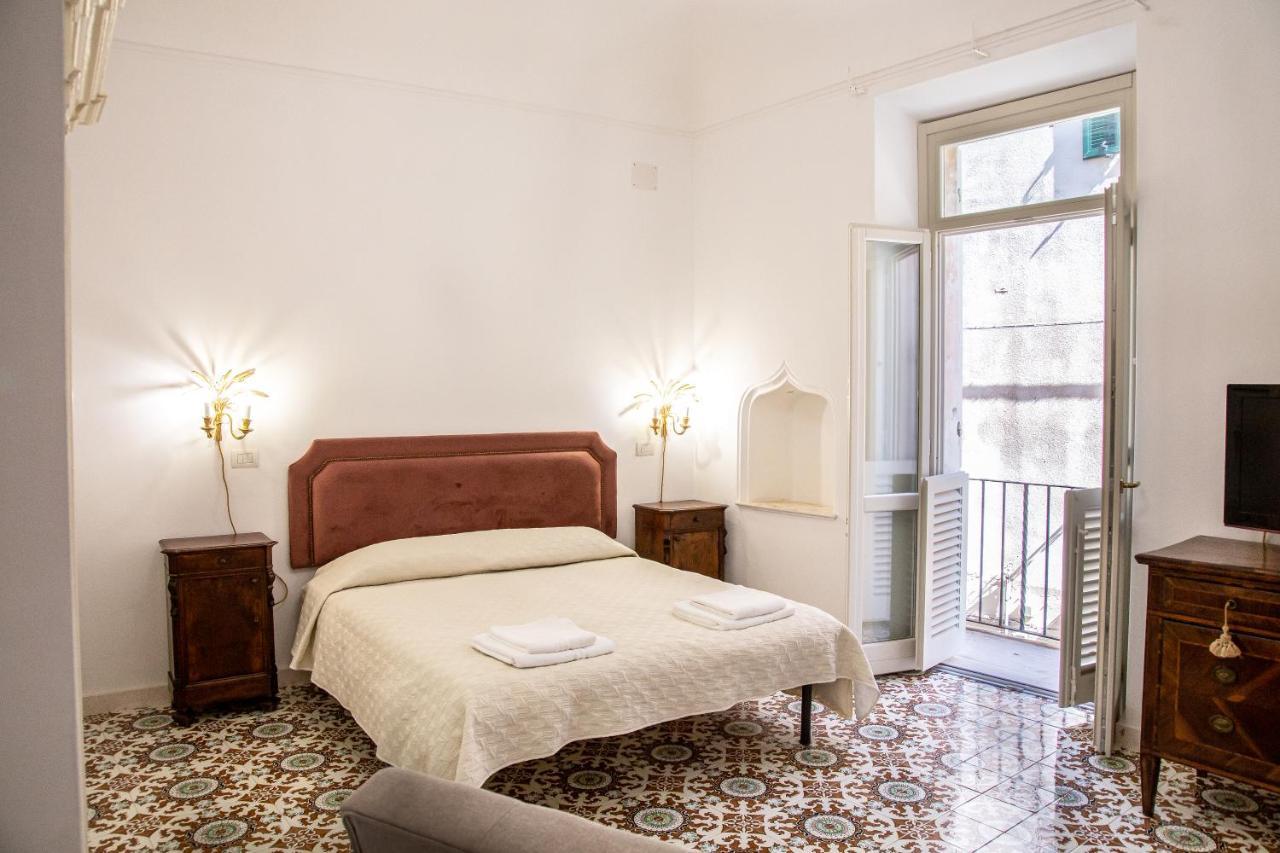Honore De Balzac Alghero Exterior photo